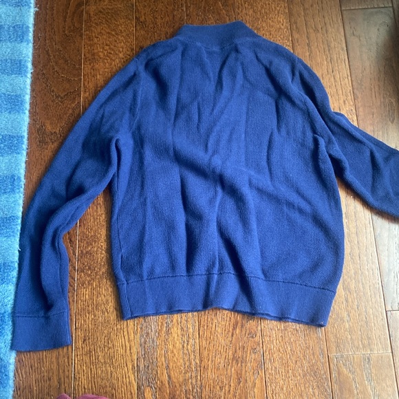 Boy’s vineyard vines half zip pullover - Picture 2 of 4